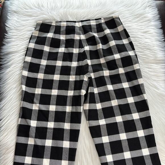 GAP Black and White Plaid High Rise Kick Pant - Picture 7 of 7